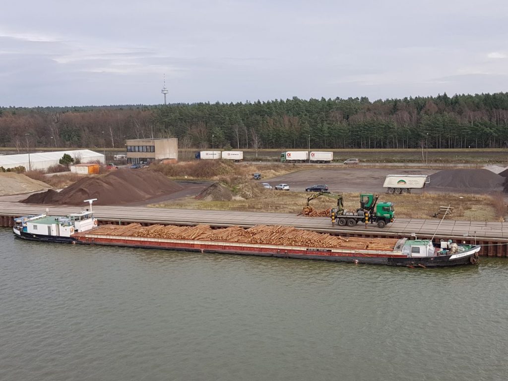Bockelmann Holz hat 1,3 ha im Hafen Lüneburg gekauft